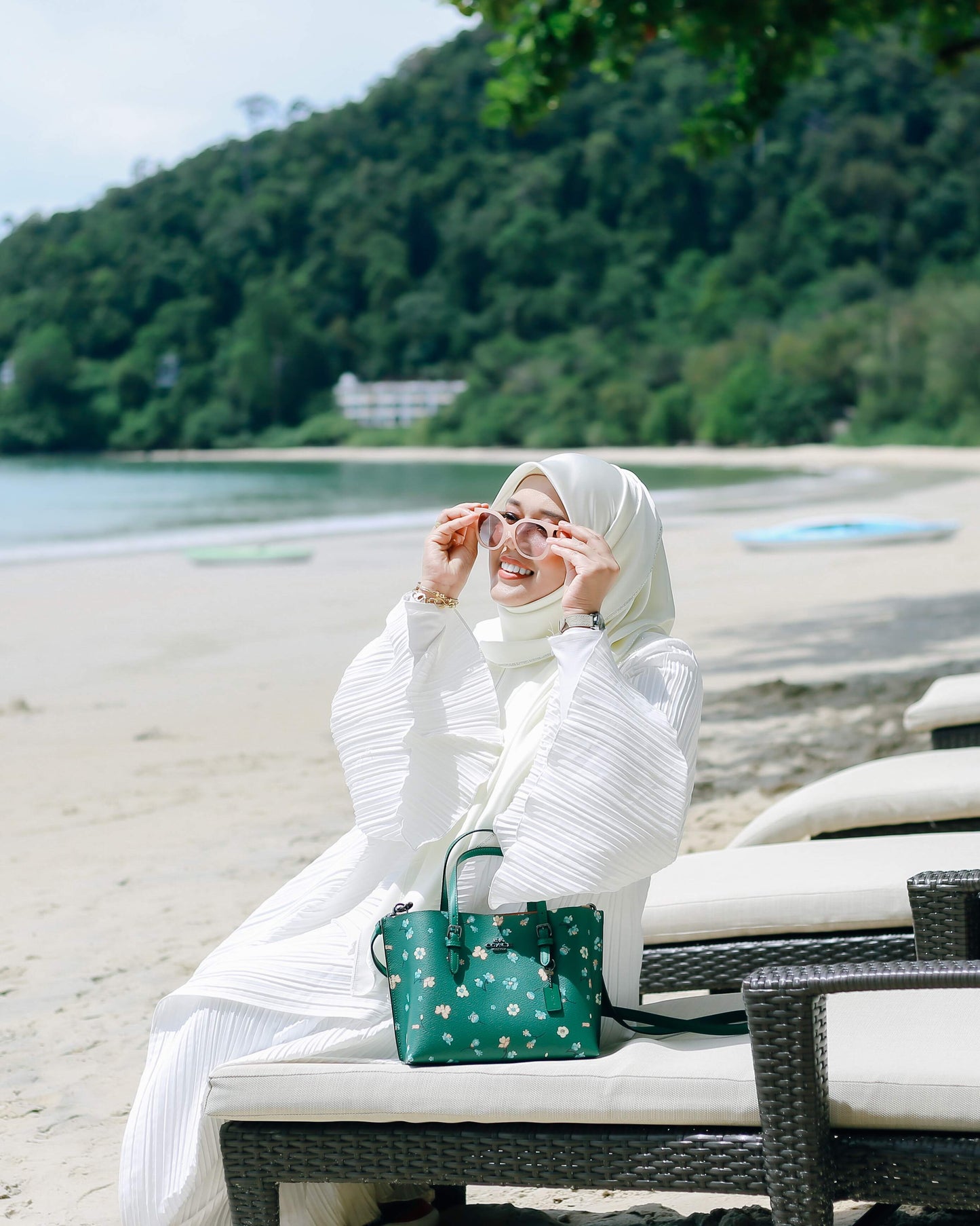 Masih berfikir untuk membeli di Sellection? Baca review ini akan membuatkan anda tersenyum dan terus beli!