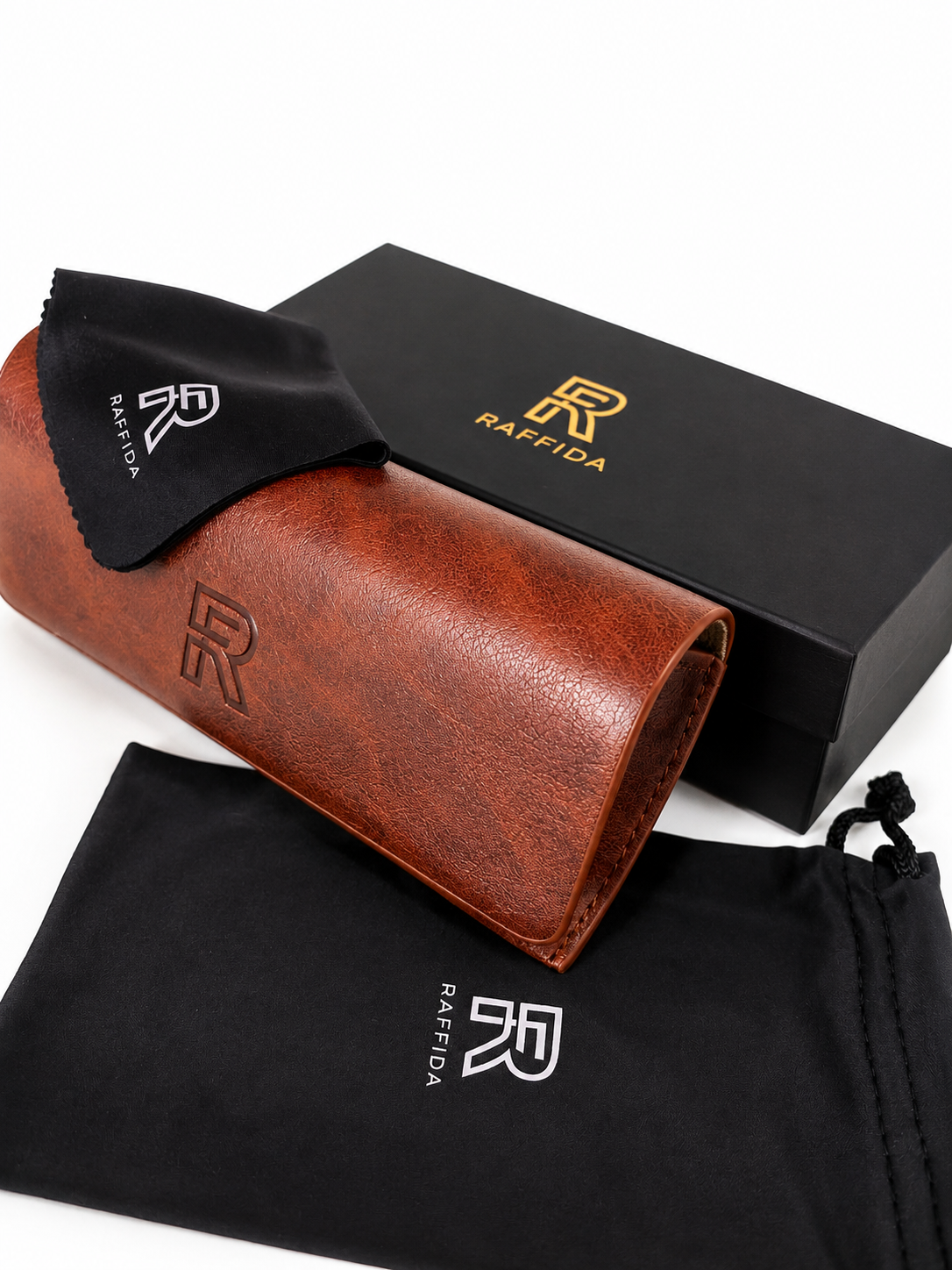 Raffida Pacino Eyewear In Black