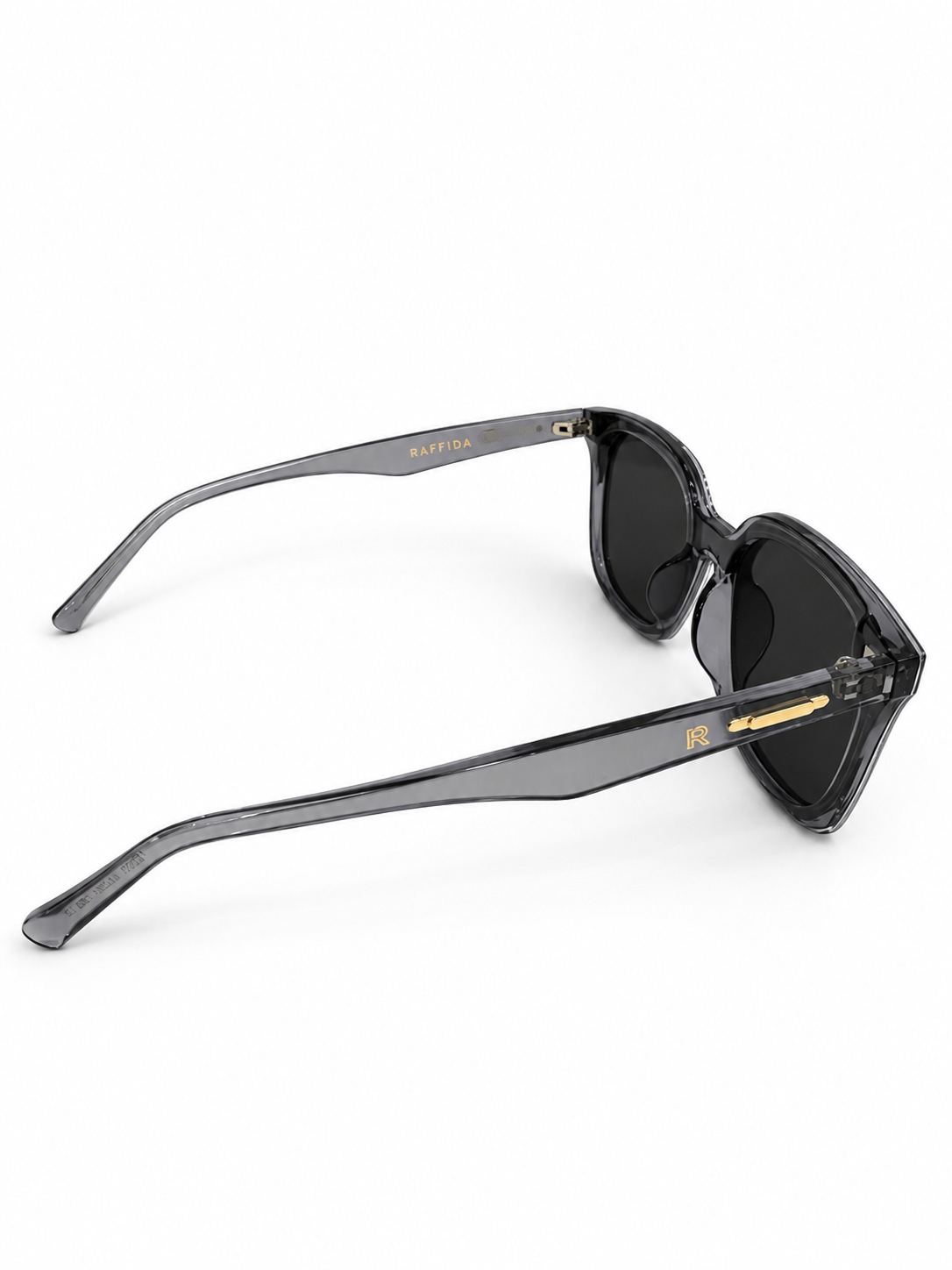 Raffida Nami Eyewear In Smokey Grey