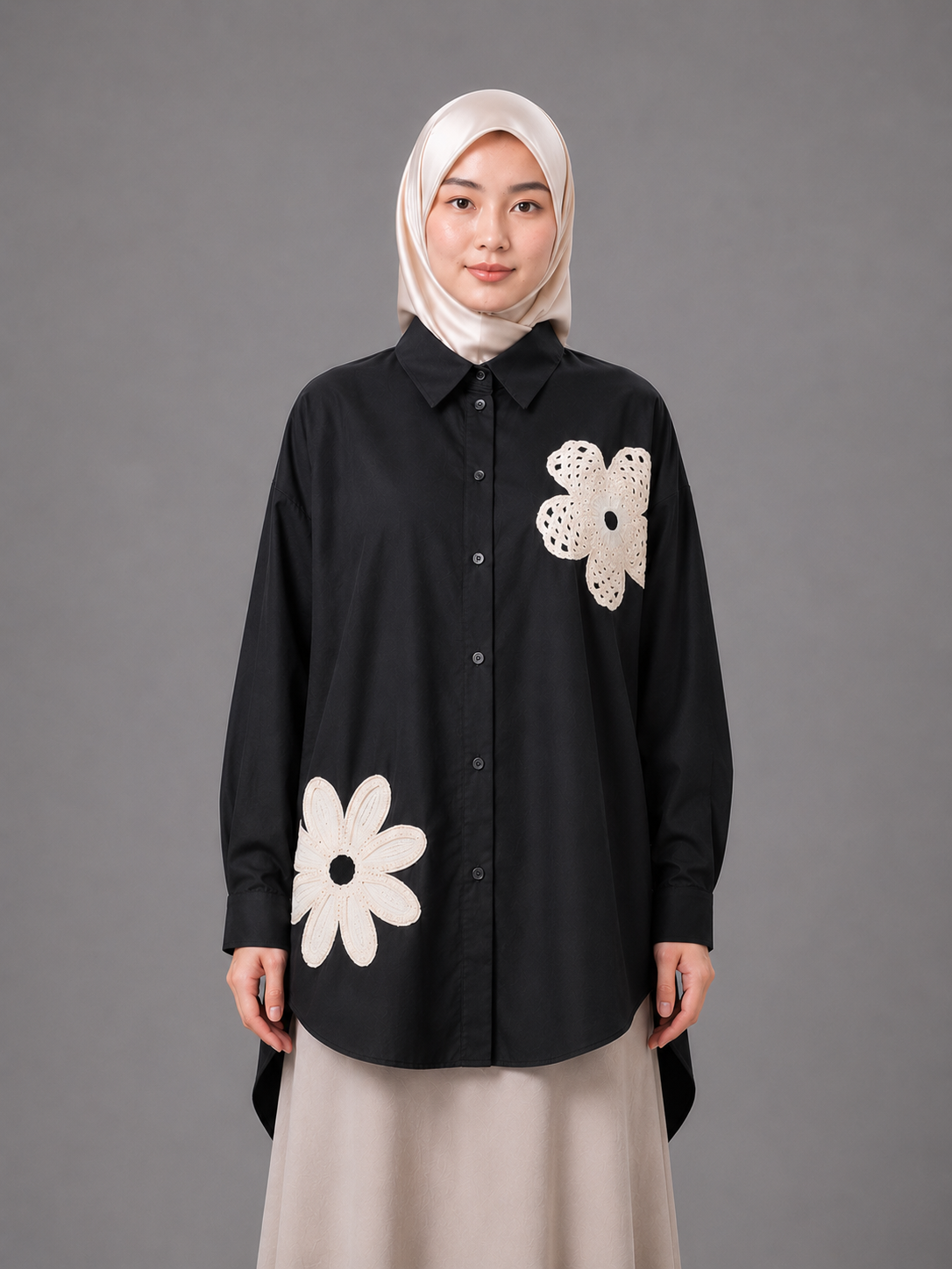 Raffida Iris In Black