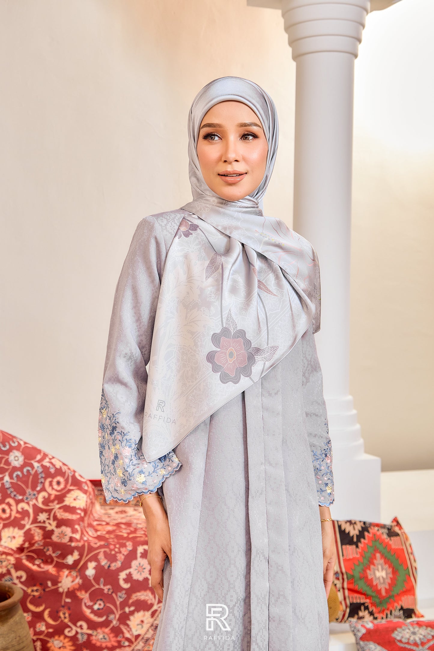 Raffida Purnama In Dusty Grey