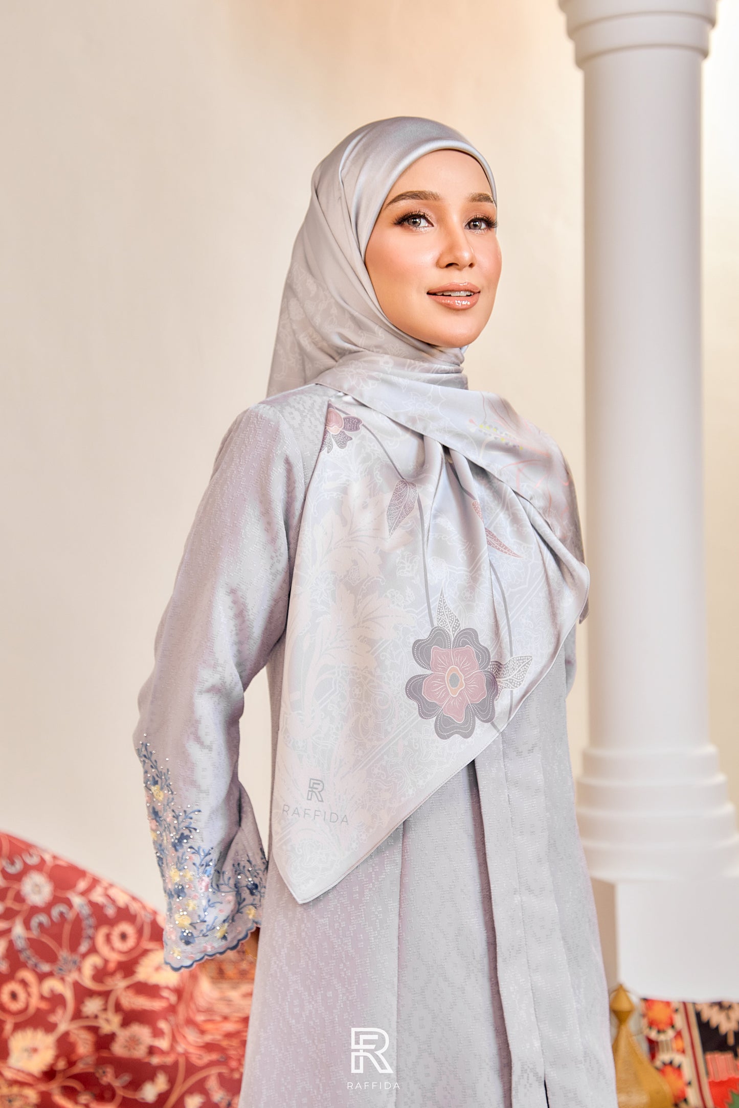 Raffida Purnama In Dusty Grey