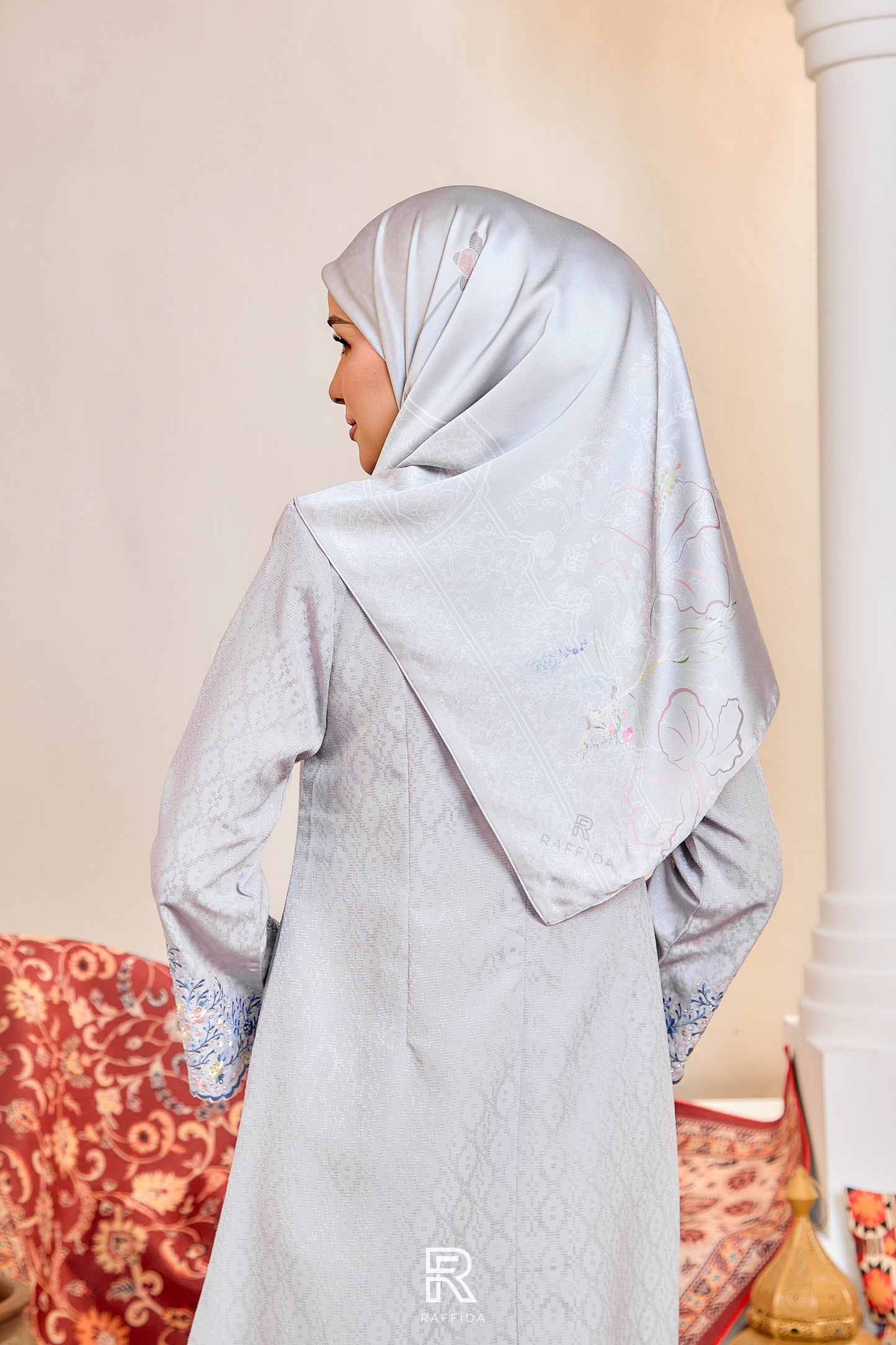Raffida Purnama In Dusty Grey