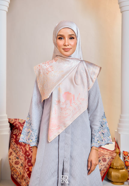 Cenderawasih In Peach Grey