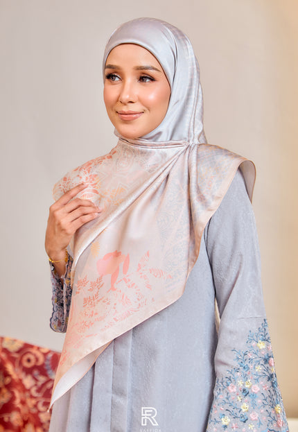 Cenderawasih In Peach Grey