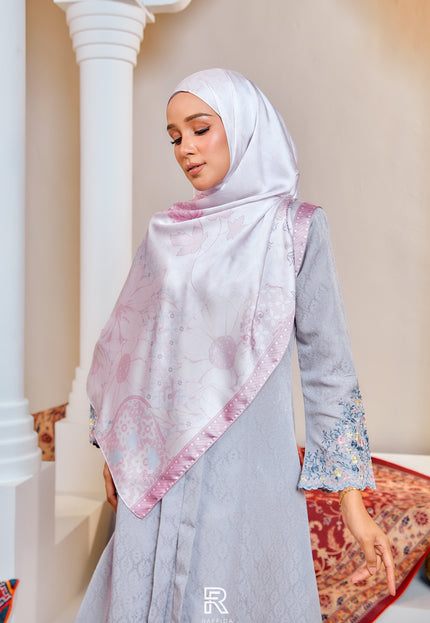 Dahlia Shawl In Dusty Pink