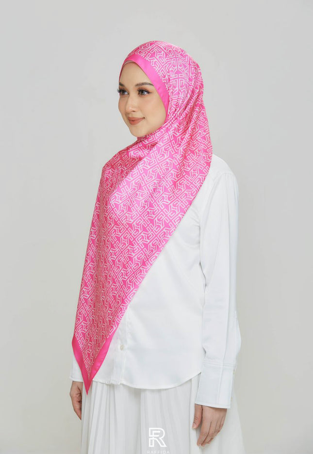 Monogram 2.0 Shawl In Hot Pink