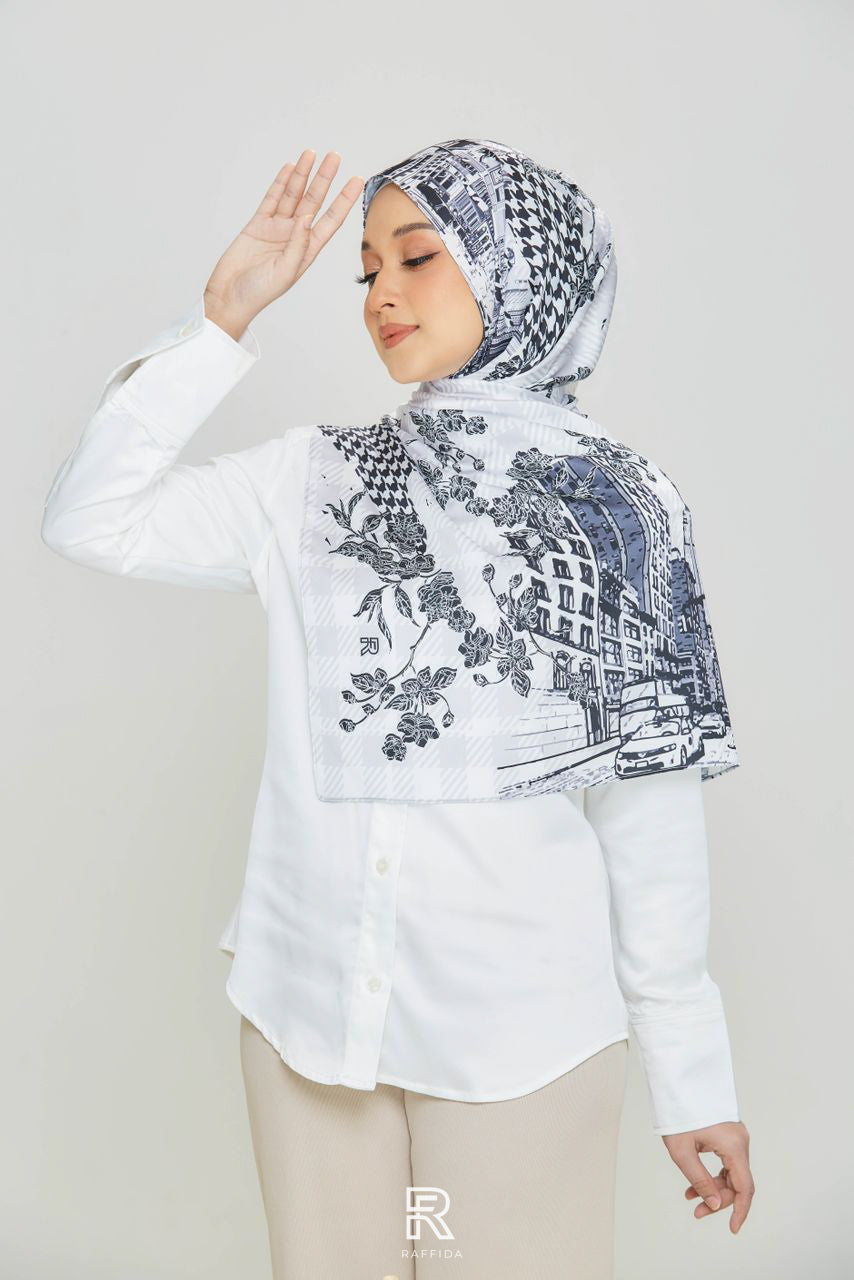 Raffida Times Square Shawl In Black White