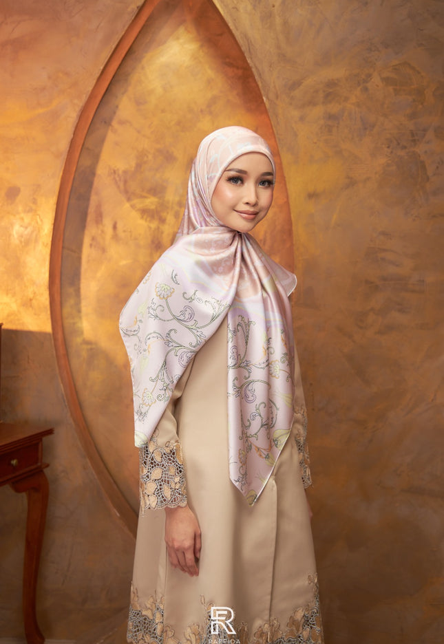 Zahraa In Dusty Pink