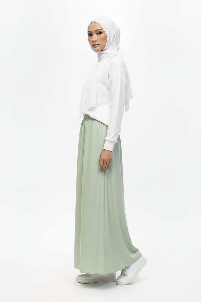 Raffida Serena BriskWalk Skirt In Apple Green