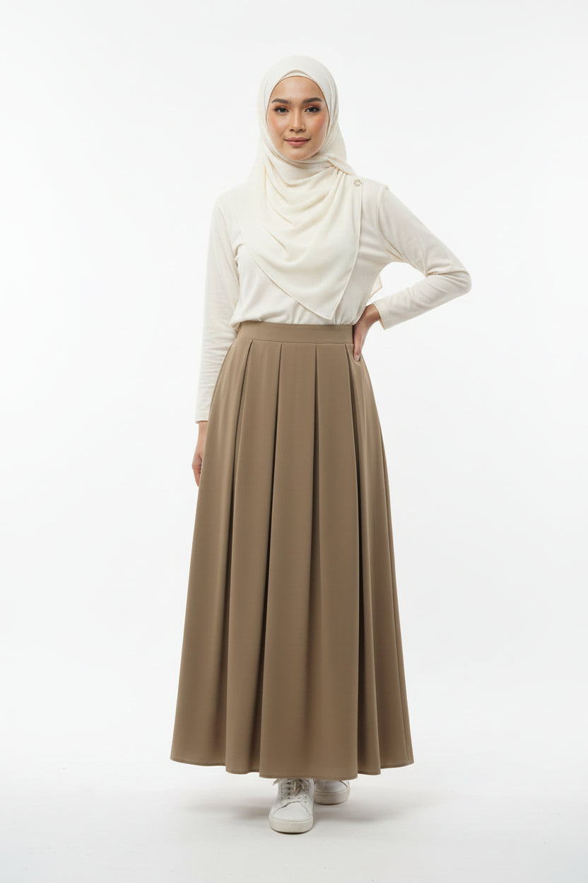 Raffida Michelle Pleated Skirt In Khaki