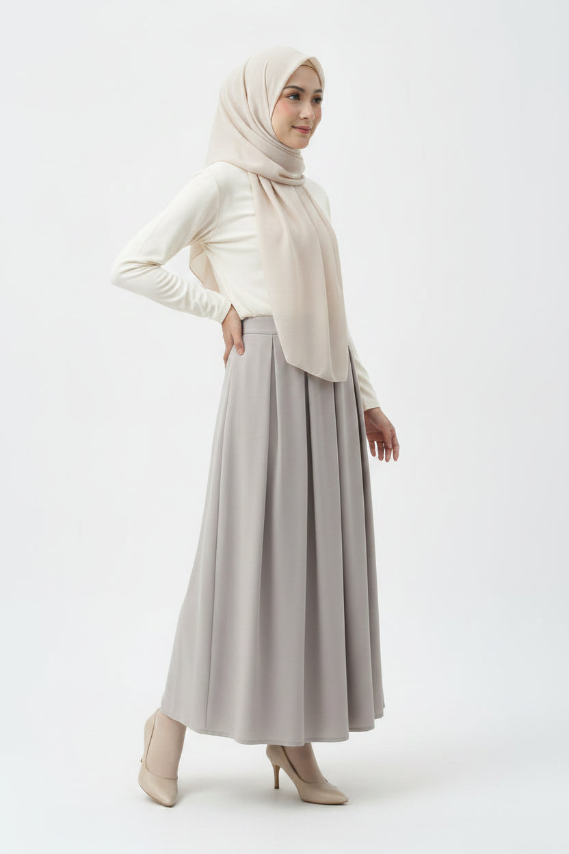 Raffida Michelle Pleated Skirt In Lt Grey