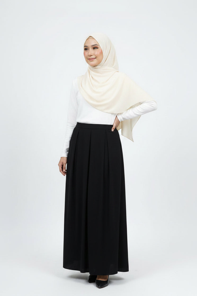 Raffida Michelle Pleated Skirt In Black