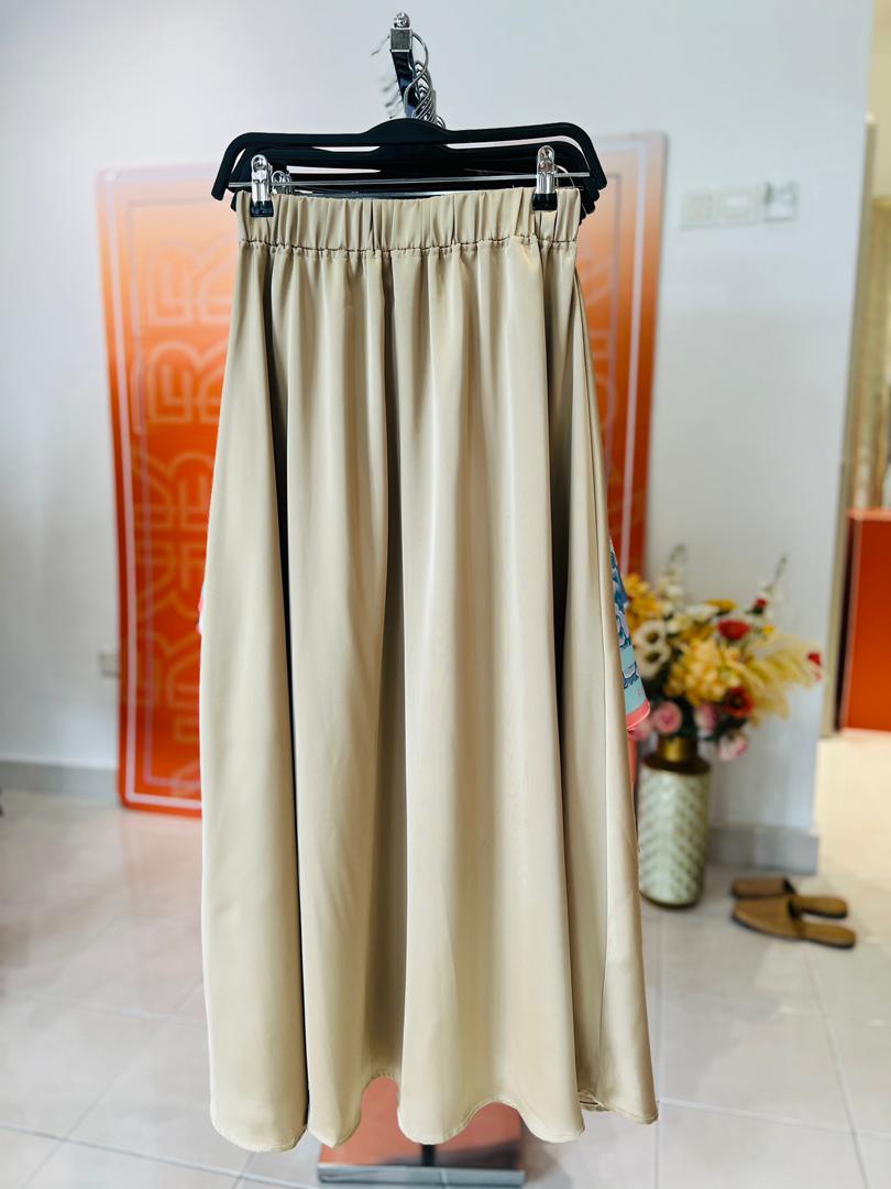 Raffida Zara Satin Flare Skirt In Champagne